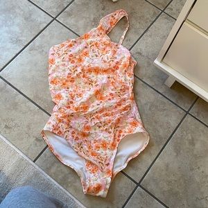Kona sol floral one shoulder one piece swimsuit